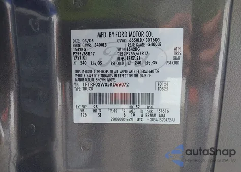 2005 Ford F-150 Stx/Xlt z USA, uszkodzony, nr VIN 1FTRF02W05KD69072